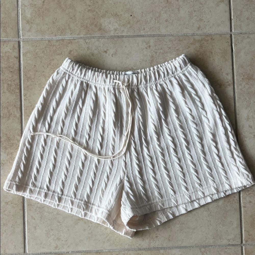 Elegant Cream Knit High Waist Shorts